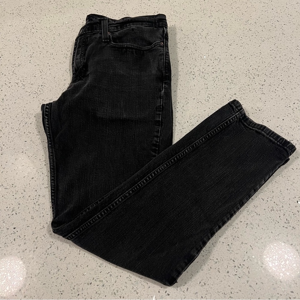 LEVI'S 511 Classic Black 36x30 Straight Leg | Red Tab